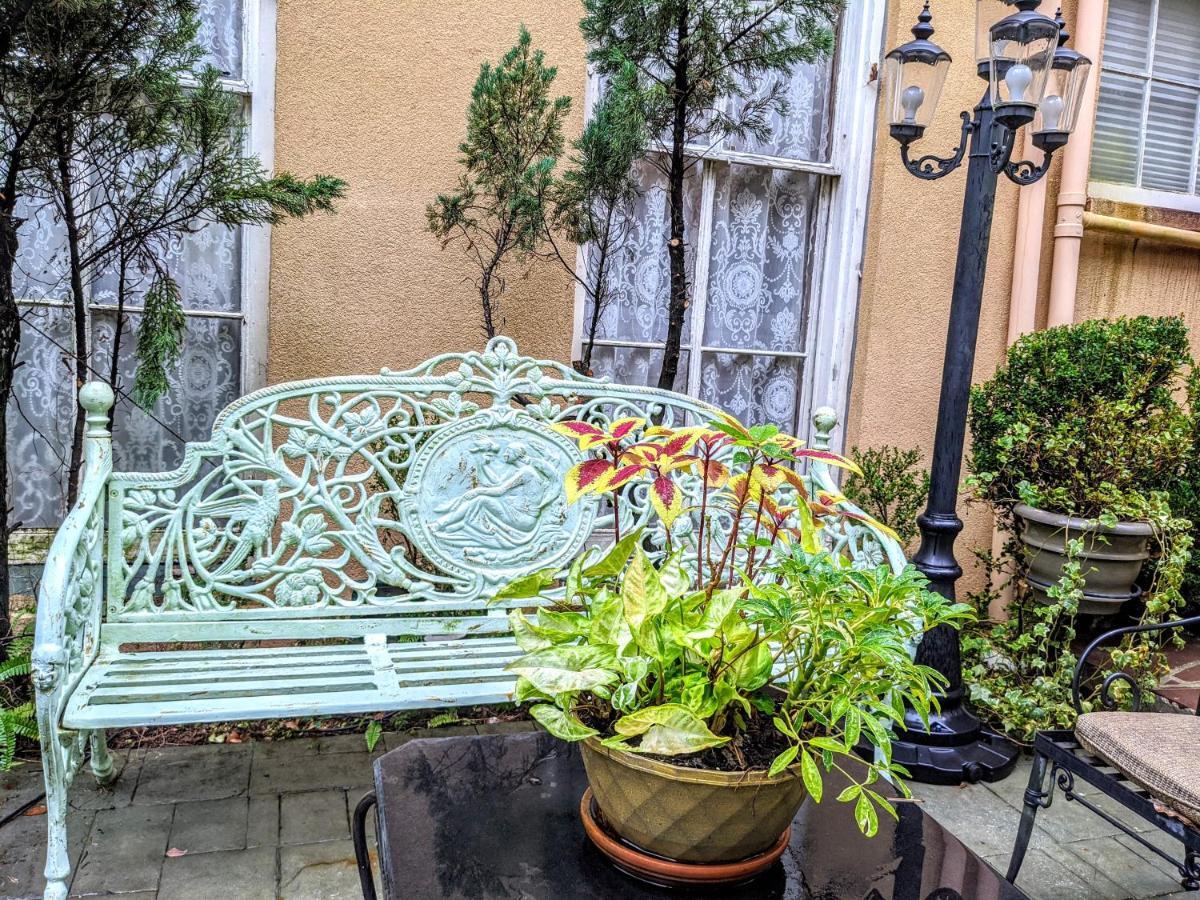 Parisian Courtyard Inn New Orleans Dış mekan fotoğraf